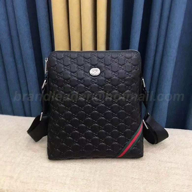 Gucci Handbags 301